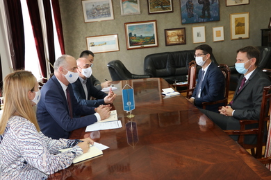 Rektor razgovarao sa ambasadorom Rumunije