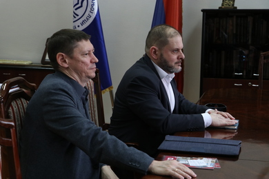 Rektor Gajanin razgovarao sa prof. dr Dmitrijem V. Karnauhovim