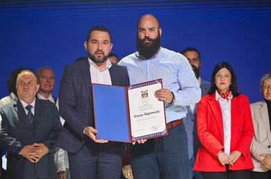 Nagrade Grada uručene studentima i nastavnicima UNIBL