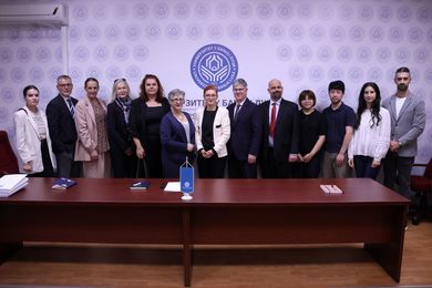 Discussion on strengthening the cooperation with American universities