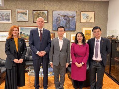 Otpravnik poslova Ambasade Kine posjetio Univerzitet 