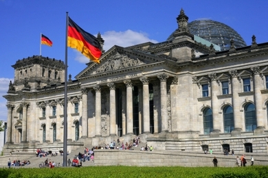 /uploads/attachment/vest/4906/Berlin_reichstag_CP_470x313.jpg