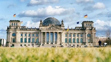 /uploads/attachment/vest/9648/large_reichstag.jpg