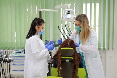 /uploads/attachment/vest/9909/dentalna_klinika-medicinski_fakultet.jpg